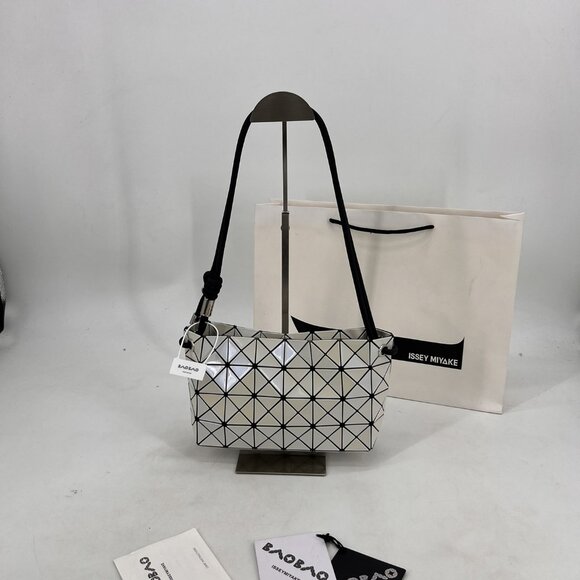 Issey Miyake drawstring tofu bag - Picture 1 of 9